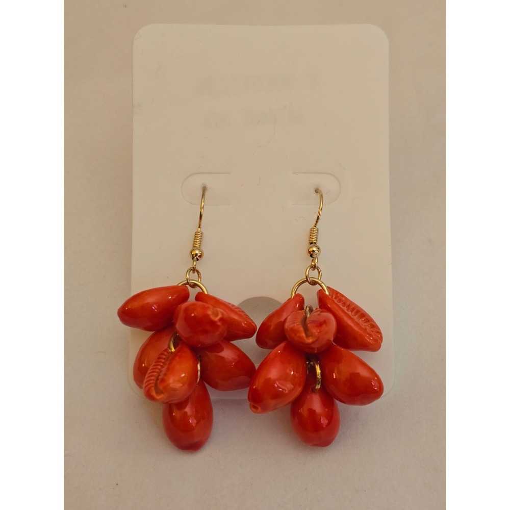 Jewelry Red Cowrie Shell Cluster Dangle Earrings Gold Tone Boho whimsical
